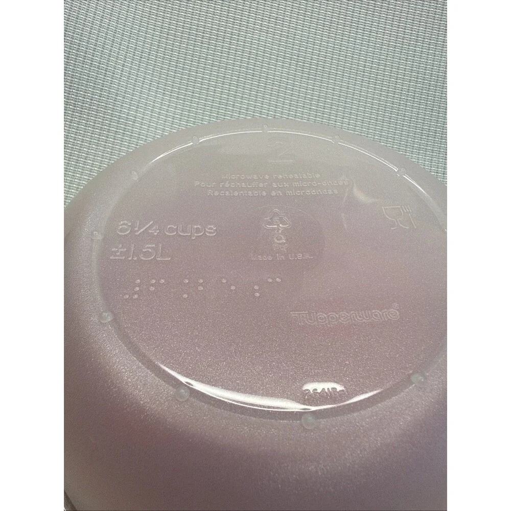 Vintage Tupperware CrystalWave 6-1/4 Cup Vent Seal Microwave Veggie 3 Pc Steamer